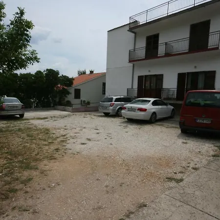 Triple Starigrad 6634d Gasthof Starigrad Paklenica